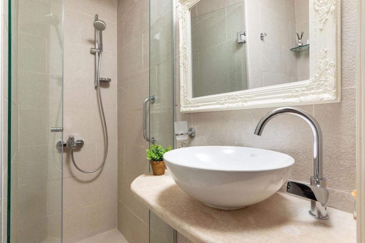 Porta Spilea Boutique Apartments コルフ島 エクステリア 写真